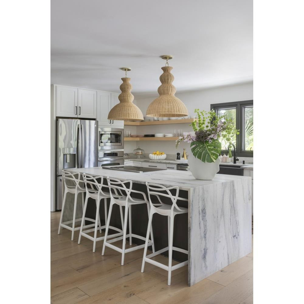 {"pim_id":"735_Mayla_H919701L_AGB_Design_Megan_Molten_meganmolten_Photo_Margaret_Wright_18_new_1k","sku":"735_H919701L-AGB","media_type":"media"}