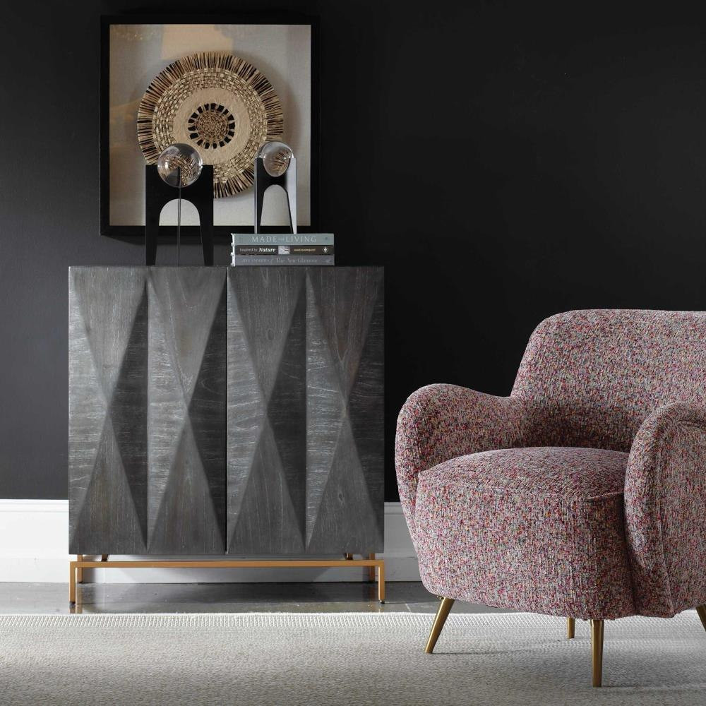 {"pim_id":"208_furn_4728_24596_b_new_2k","sku":"208_24596","media_type":"media"}