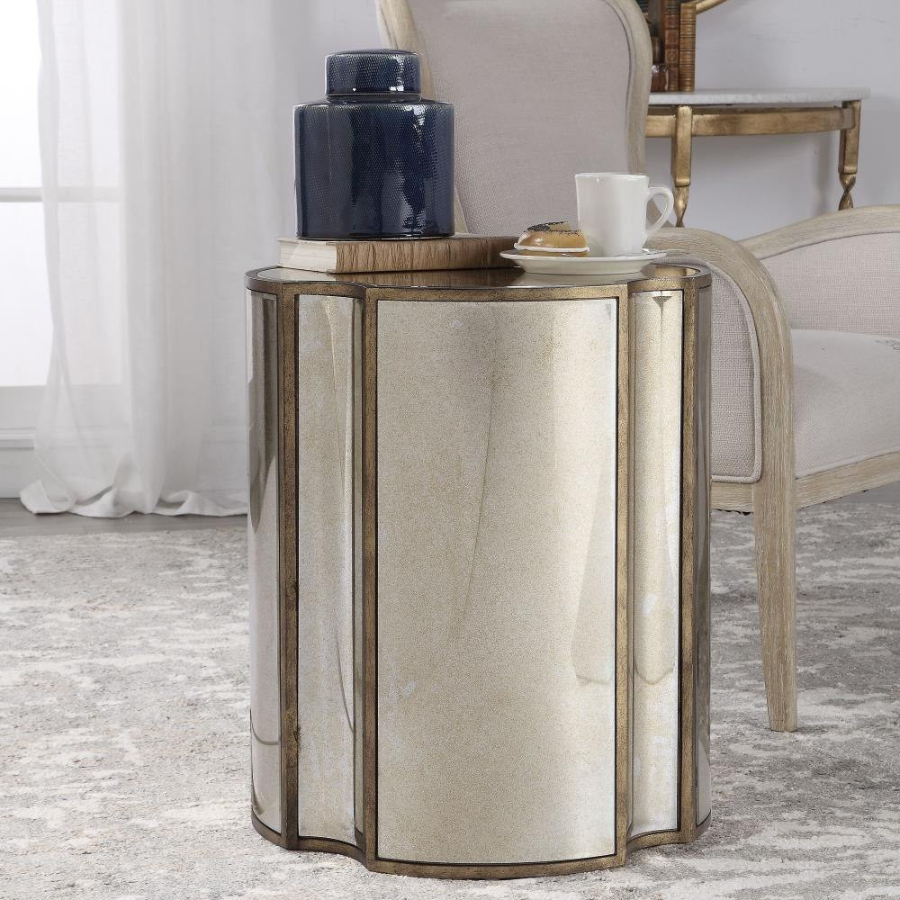 {"pim_id":"208_furn_2751_24888_b_new_2k","sku":"208_24888","media_type":"media"}