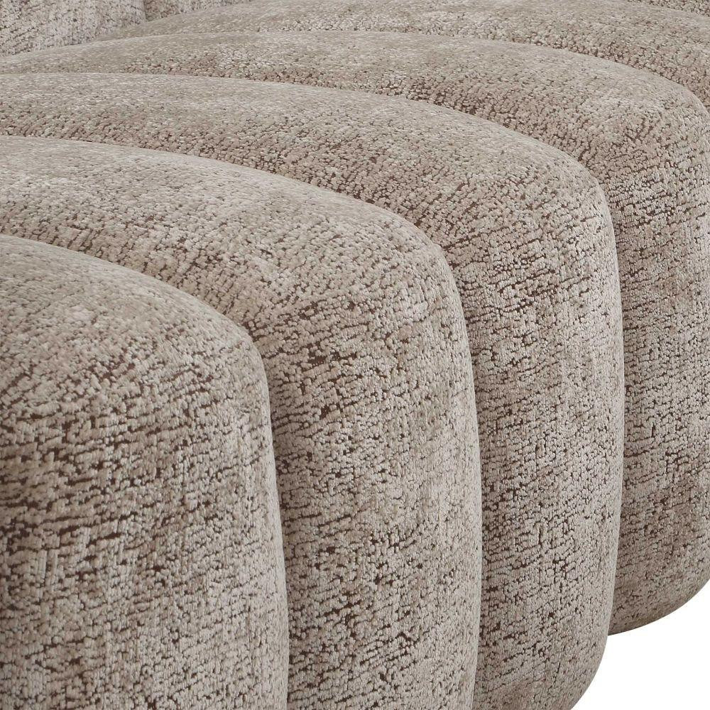 {"pim_id":"208_furn_7909_53057_a7_new_1k","sku":"208_53057","media_type":"media"}