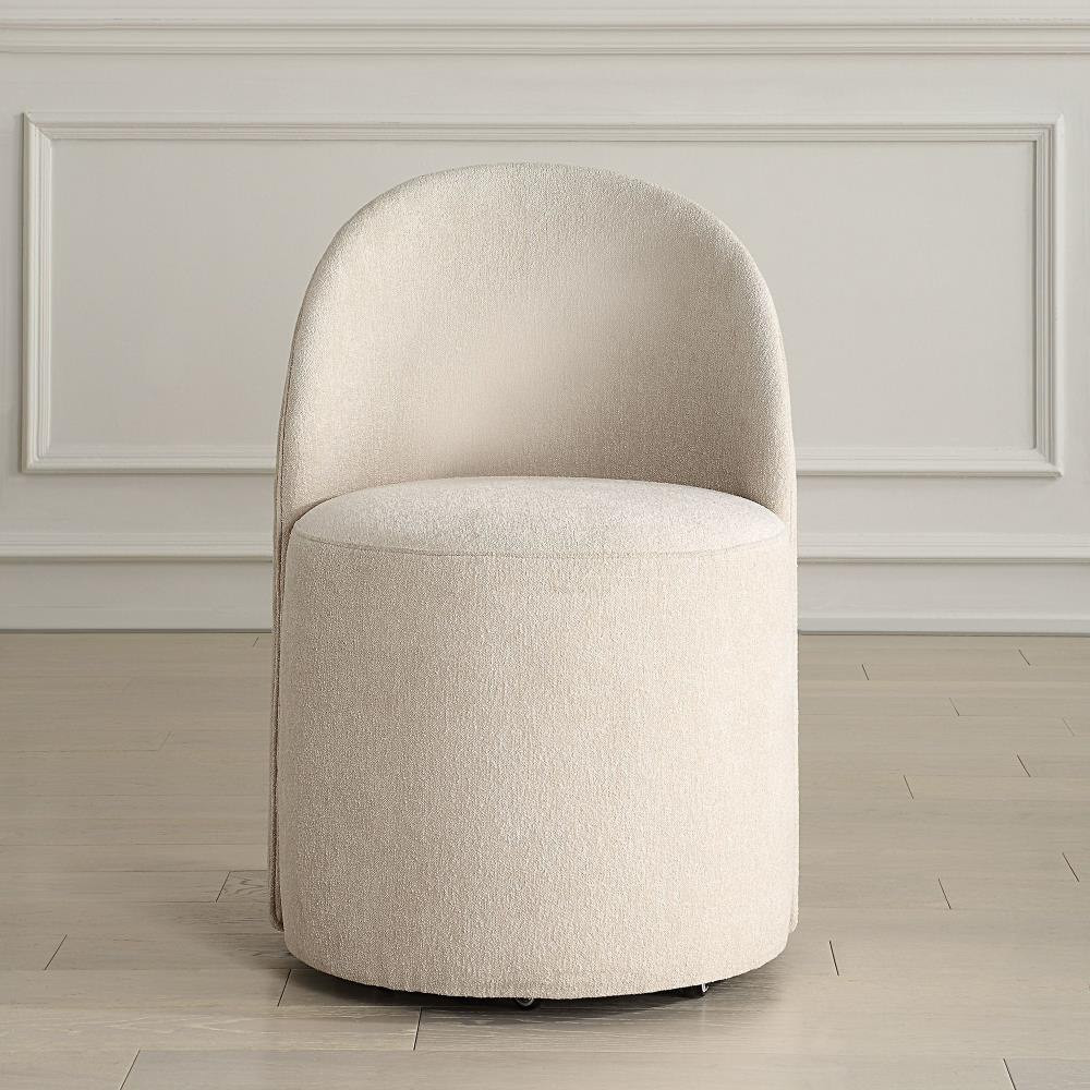 {"pim_id":"208_23903_beauty_new_2k","sku":"208_23902_P","media_type":"media"}