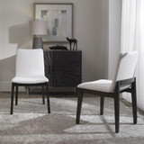 {"pim_id":"208_furn_3406_23586_b_new_2k","sku":"208_23586-2","media_type":"media"}