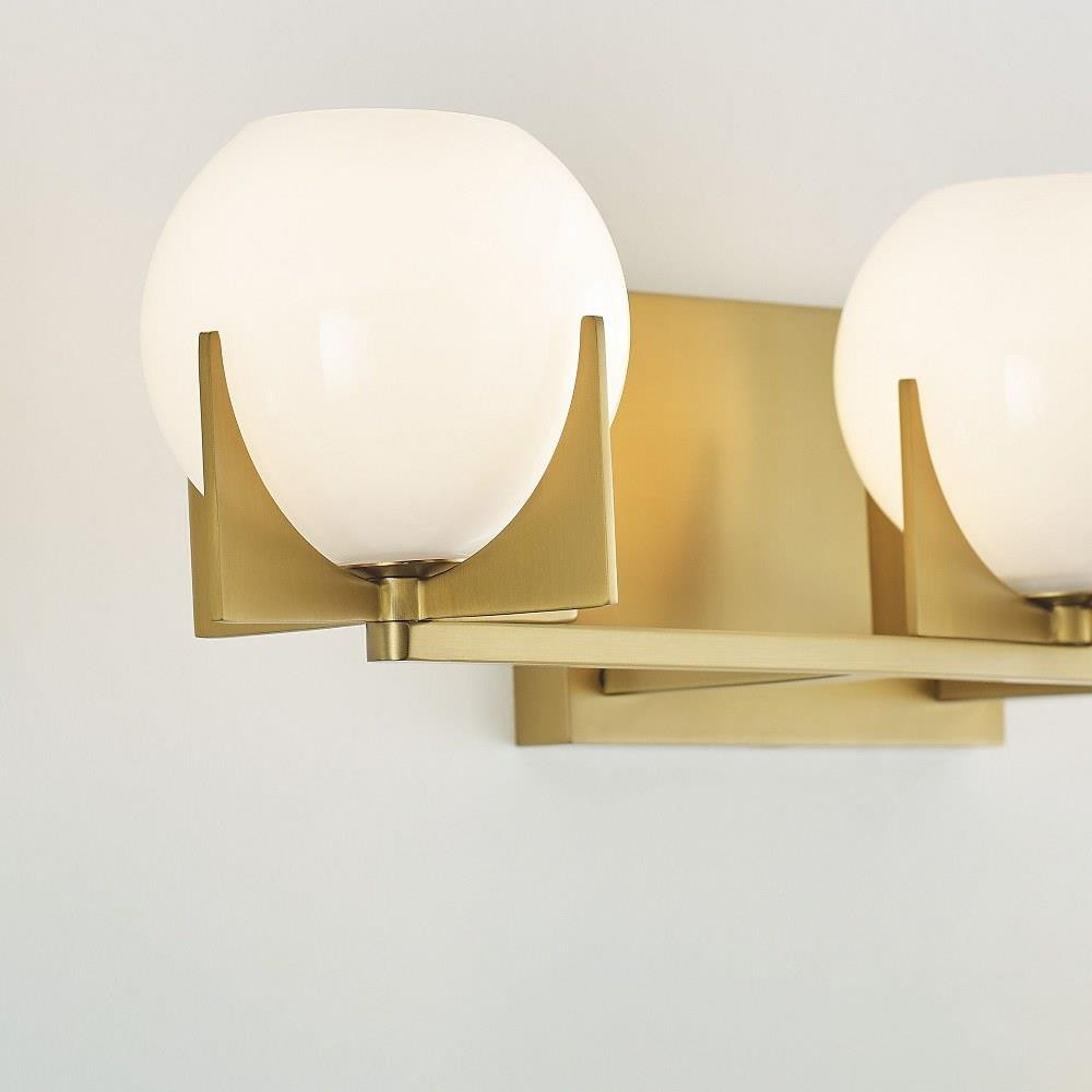 {"pim_id":"73_GL_SGL_VS2463BBS_3Q_R1D1_ON_new_1k","sku":"73_VS2463","media_type":"media"}