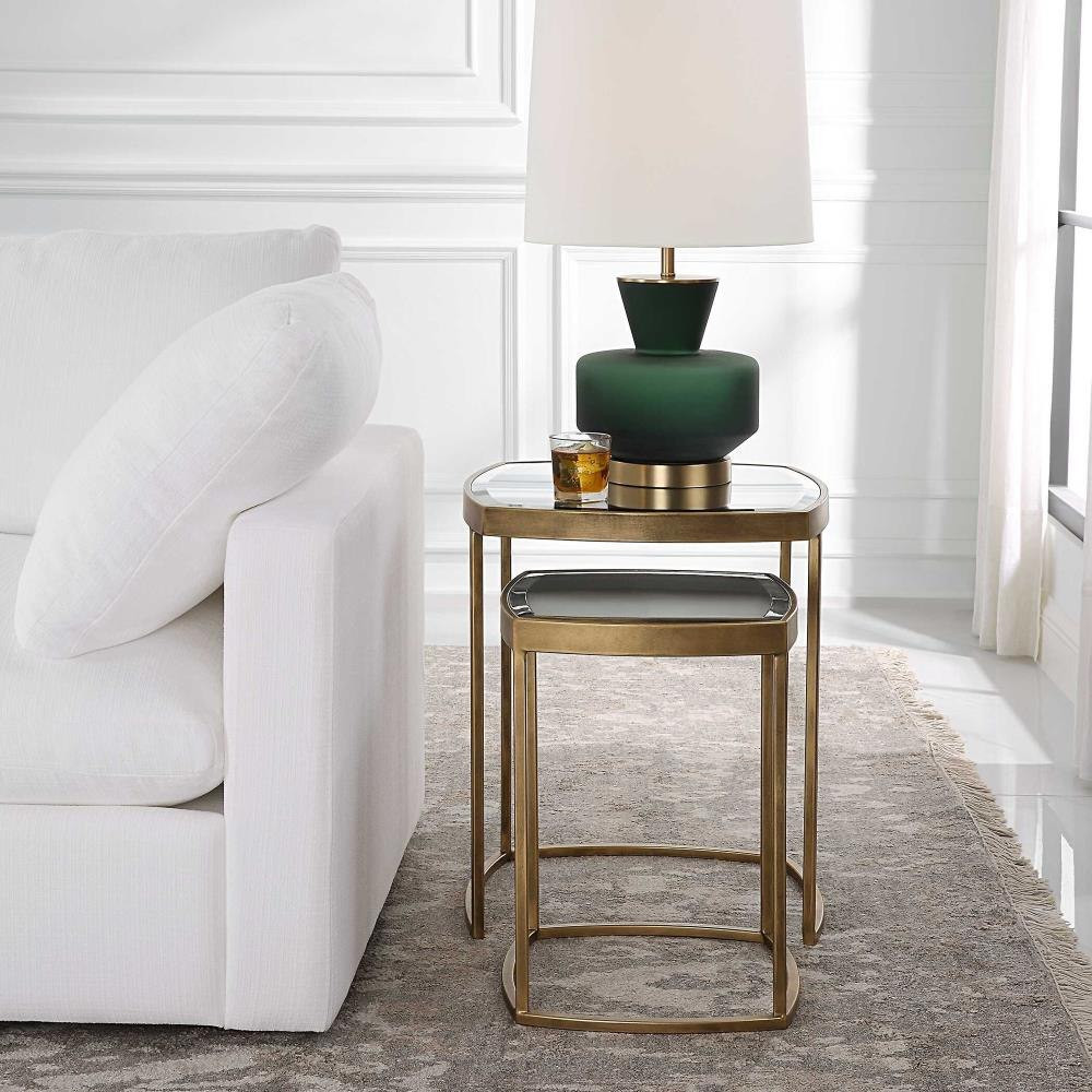 {"pim_id":"208_furn_4312_22957_b_new_2k","sku":"208_22957","media_type":"media"}