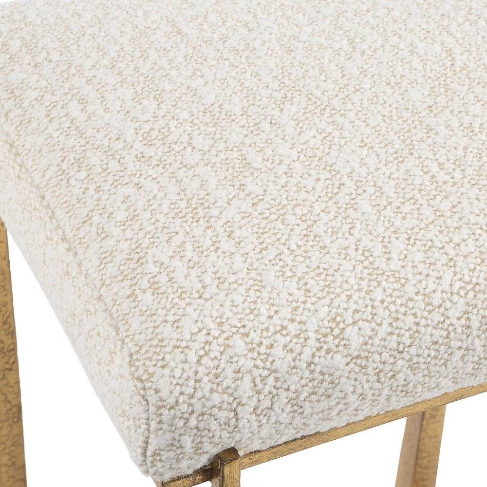 {"pim_id":"208_furn_7612_53030_a4_new_1k","sku":"208_53030_P","media_type":"media"}