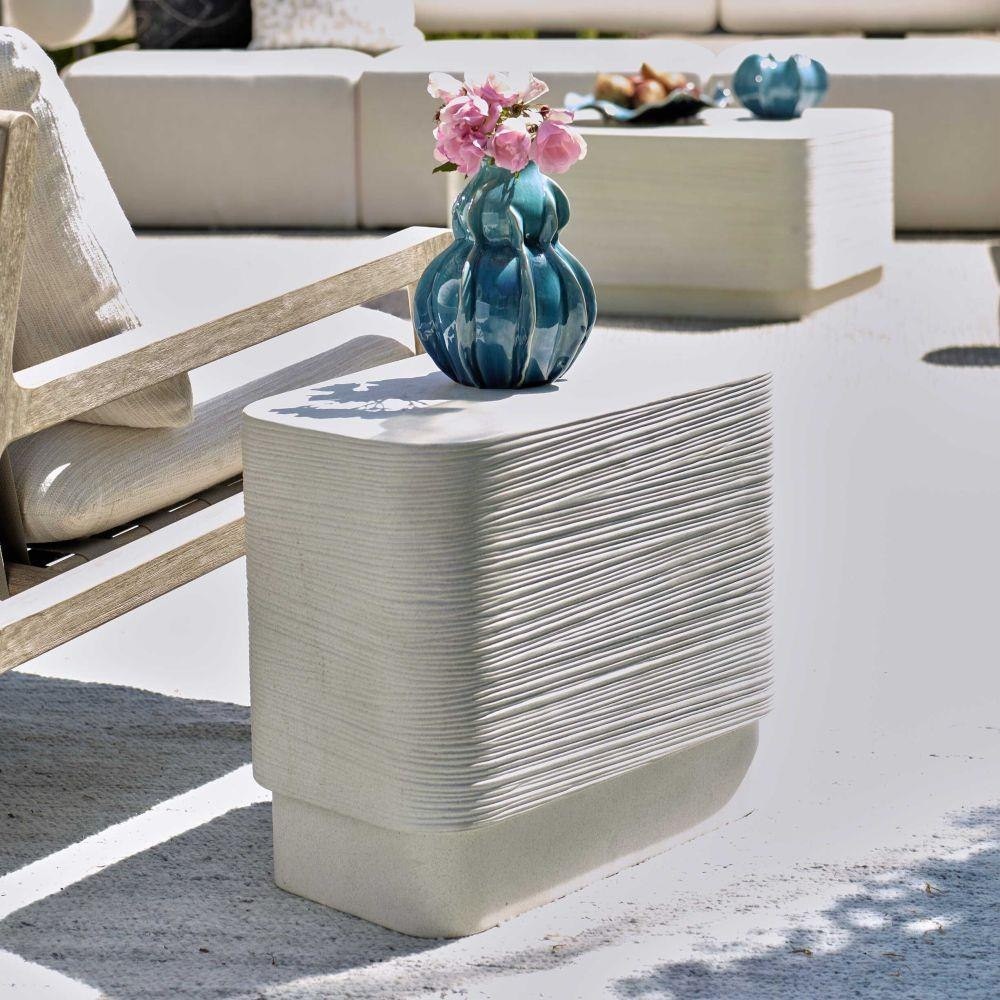 {"pim_id":"208_furn_7696_50306_b_new_1k","sku":"208_50306","media_type":"media"}
