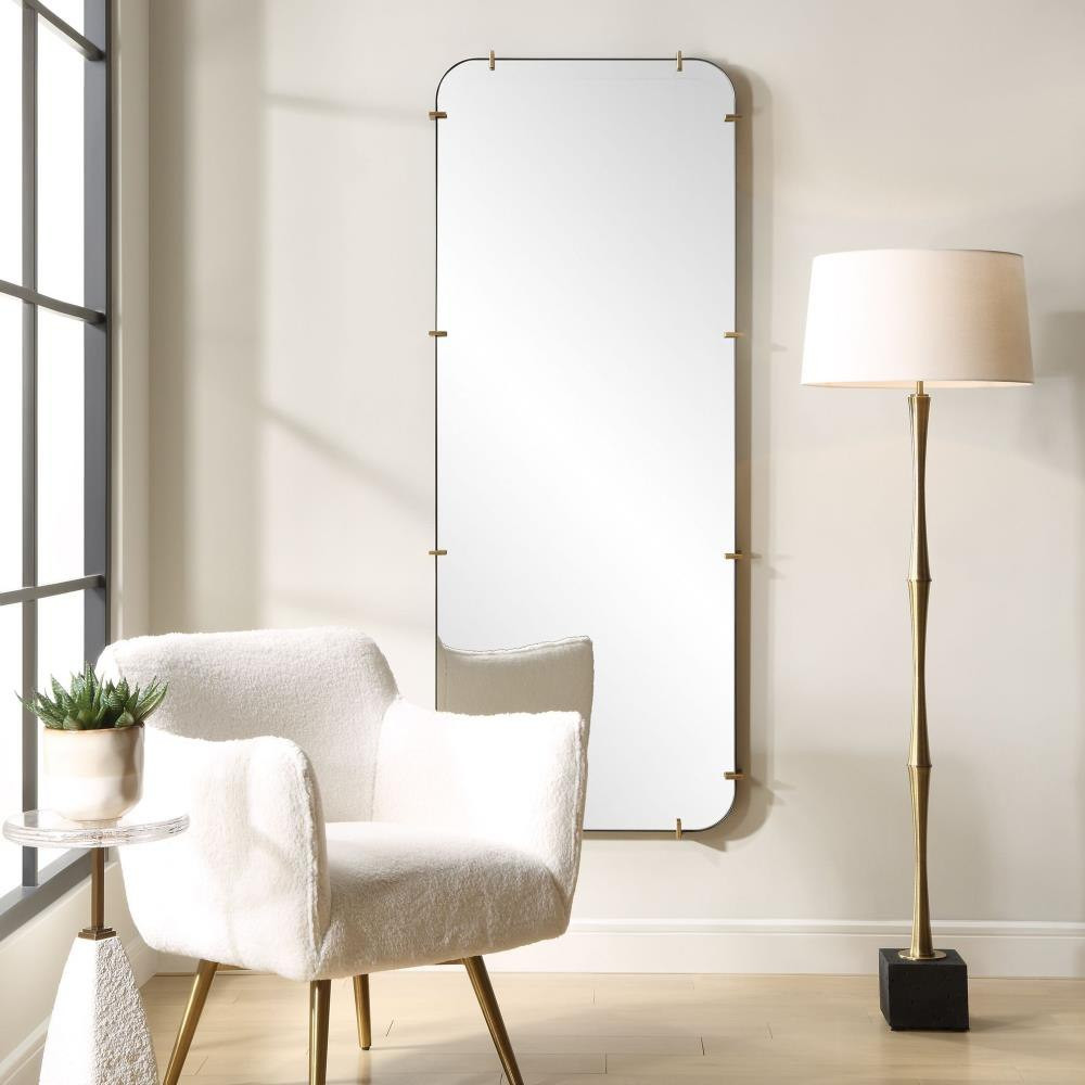 {"pim_id":"208_09978_a_beauty_front_new_2k","sku":"208_09978","media_type":"media"}