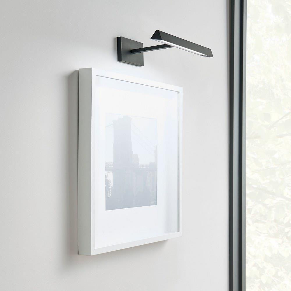 {"pim_id":"62_700DES12B_LED930_APP2_new_1k","sku":"62_700DES12","media_type":"media"}