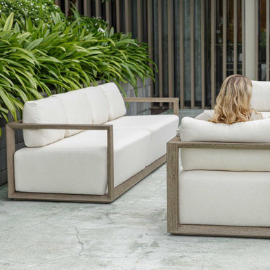 {"pim_id":"208_furn_7504_53003_a1_new_2k","sku":"208_53003","media_type":"media"}