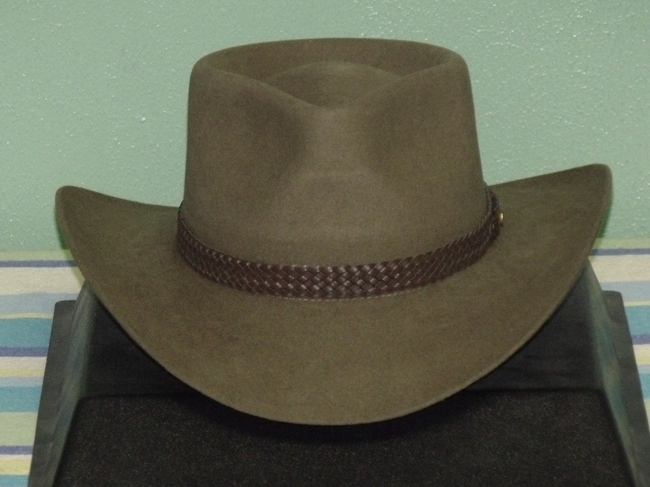 Sold At Auction: Akubra Snowy River Hat Rodeo Brown, 59% OFF