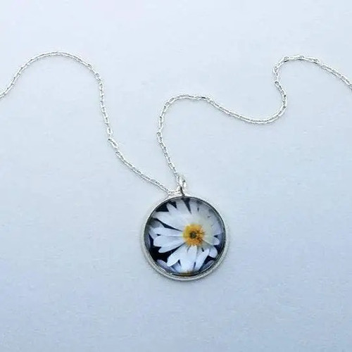 Nancy Reid Carr Daisies Necklace