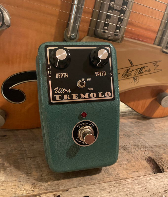 Ultra Tremolo Guitar Pedal