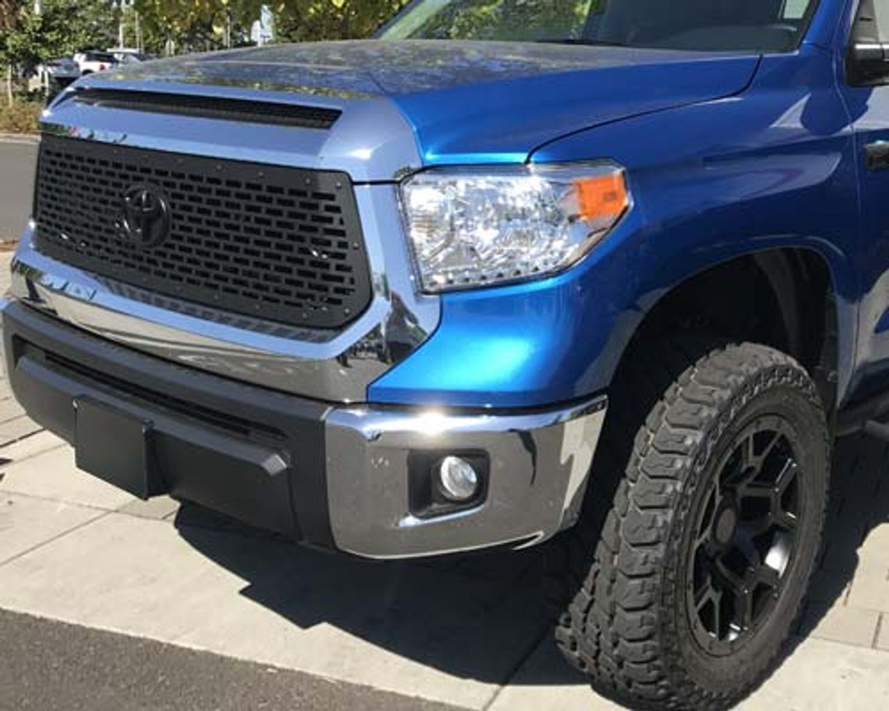 2014 2017 Toyota Tundra "Predator" style front grille 2014 2017 Toyota Tundra "Predator" style front grille