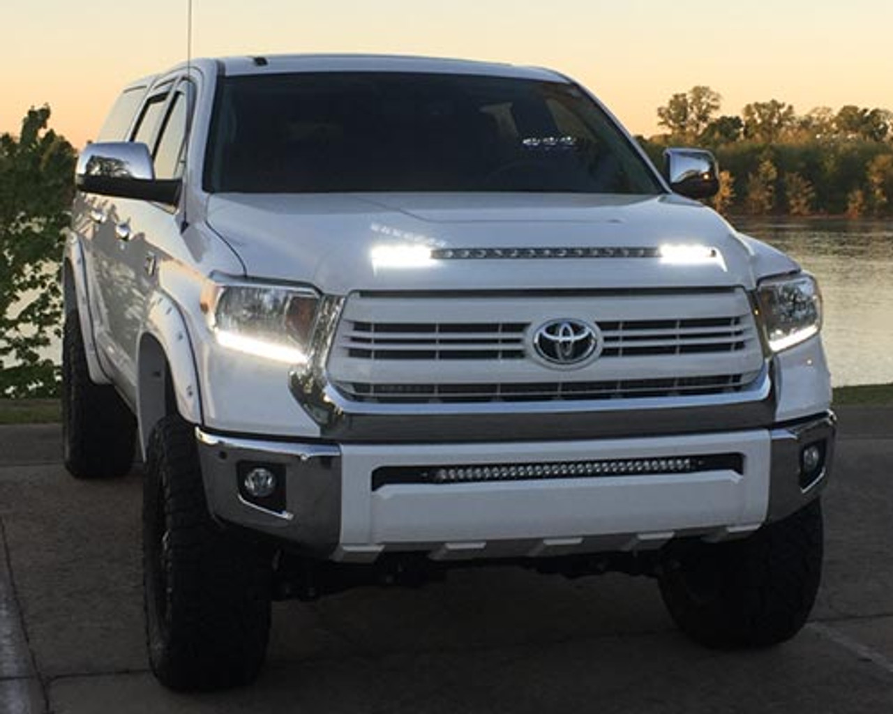 Toyota Tundra NSV light bar