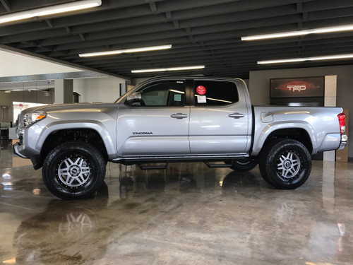 TACOMA PRO COMP 2.25 INCH LEVELING LIFT KIT