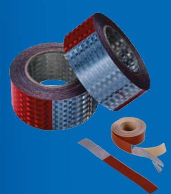 Cortina 03-500-92 3 Year conspicuity 150' roll