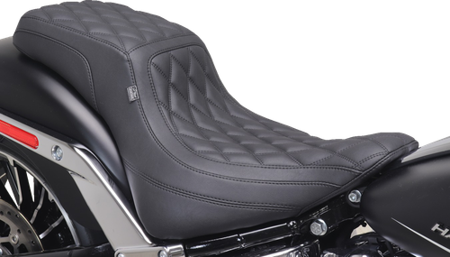 MUSTANG - 86006 - One-Piece/2-Up Squareback Seat - Double Diamond - Black Stitch - FXBR '23-'25