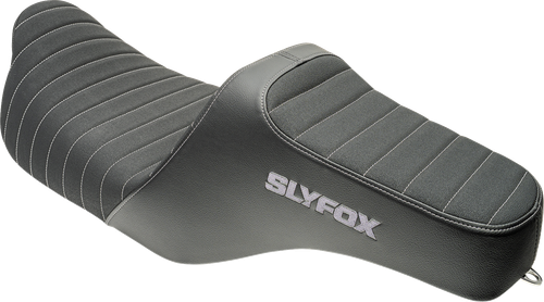 SLYFOX - 4710B-SlyFox - Highnoon Seat - Vinyl - Classic Stitch - Silver Logo - FLH/FLT '08-'24