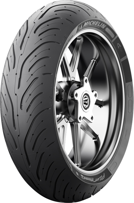 Pilot Road 4 Tire