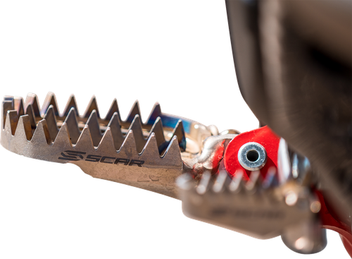 Gripper Titanium Foot Pegs