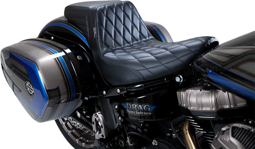LE PERA - LYR-590DM - Kickflip Seat - Diamond - Black - Softail '18-'23