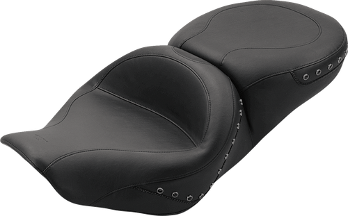 MUSTANG - 75577 - Wide Touring Seat - Studded - FLHR