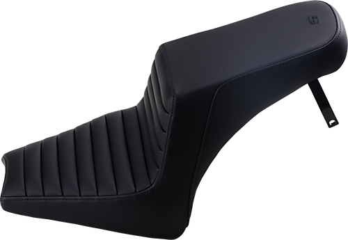 SADDLEMEN - I18-33-171 - Step-Up Seat - Front Tuck-n'-Roll/Rear Smooth - Black - Scout Bobber