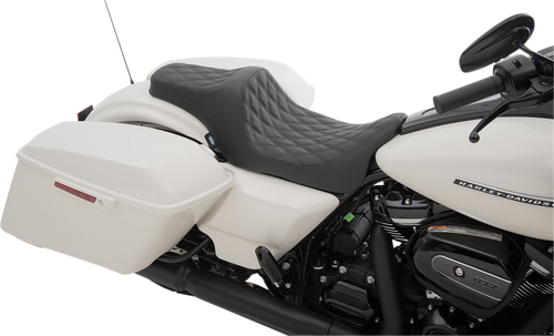 DRAG SPECIALTIES SEATS - 0801-1114 - Predator III Seat - Double Diamond - Black Stitiched - FL '08-'23