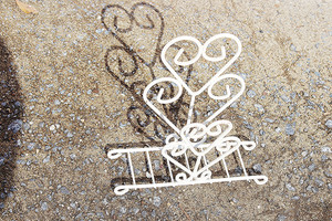 Vintage White Metal Hearts Napkin/Stationary Holder