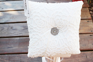 Lace & Glitter Stones Button Ring Pillow