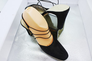 Newport News Easy Style Black Sling Back Shoes