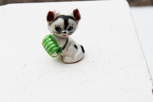 Miniature Accordion Playing Ceramic Kitty Cat