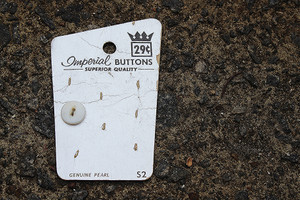 Vintage 1950s Imperial Genuine Pearl Button