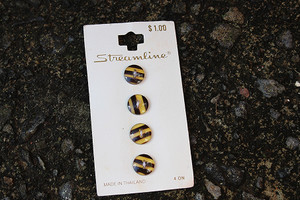 Vintage 1990s Streamline 3/8" Tiger Stripes Buttons