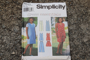 Simplicity Dress Essentials Pattern #7043 S 18-20-22