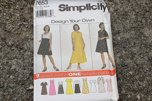 Simplicity Design Your Own Pattern #7653 S 6-8-10
