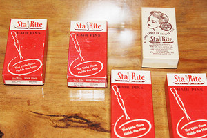 Vintage Sta-Rite Hair Pins Vintage Sta-Rite Hair Pins