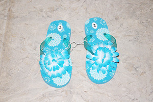 Vintage Dahlia Blossom Blue Girl's Flip Flops