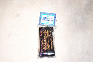 45" Novelty 2-Pair Princess & Plain Black Shoelaces