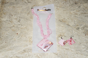 Vintage Rhombus Seashell & True Pink Baby Beads Necklace & Earring Set