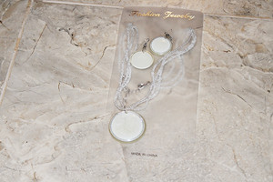 Vintage Fashion Jewelry Sparkly Ivory White Disc Necklace & Earring Set