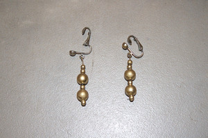 Vintage Gold Tone Ball Dangle Earrings