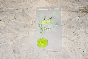 Vintage Fashion Jewelry Green Raised Oval Sparkly Necklace & Earring Set