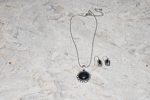 Vintage Iridescent Dome/Silver Metal Necklace & Earring Set