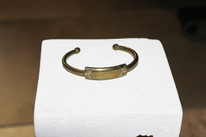 Vintage Early 1990s Handcrafted Unisex Side Design Copper/Brass/Other Metals African Tribal Gear