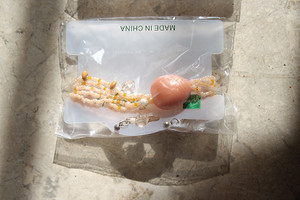 Vintage Mio Peach Large & Baby Beads Stretch Bracelet & Earring Set