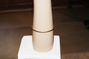 Vintage Gold Tone Metal Bangle Bracelet