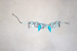 Vintage Blue American Indian Inspired Leaves/Beads Fitted Bracelet