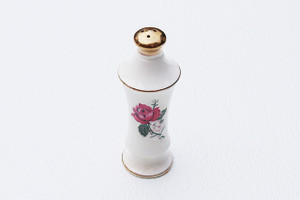 Vintage Japan Porcelain Red Rose Salt/Pepper Shaker