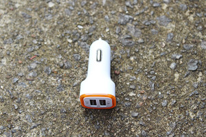 2.1A/1A Dual USB Car Charger Adapter for iPhones